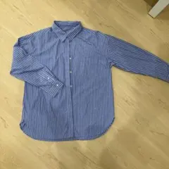 ストライプシャツ