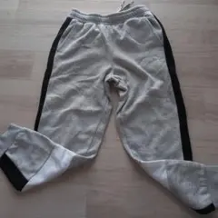 PUMA グレー スウェット　裏起毛