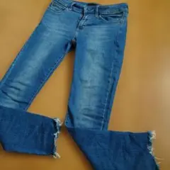 UNIQLO　スキニーデニム 　26(66センチ）