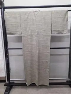 洗える単衣着物単品　手縫い仕立て　居敷当て付き　椿　ななめストライプ　深緑色系 洗える単衣着物単品 手縫い仕立て 居敷当て付き 椿 ななめストライプ