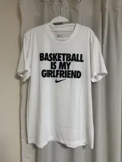 Nike BASKETBALL IS MY GIRLFRIEND Tシャツ