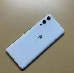 Rakuten hand P710 64GB 画面割れあり　バッテリー劣化あり