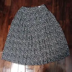 女の子　140cm　スカート　ラブトキシック（Lovetoxic)　中古