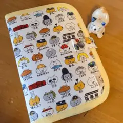 ハンドメイド　猫柄　お薬手帳　通帳ケース、マルチケース