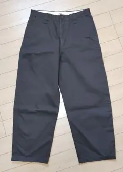 uniqlo ワイドフィットチノ