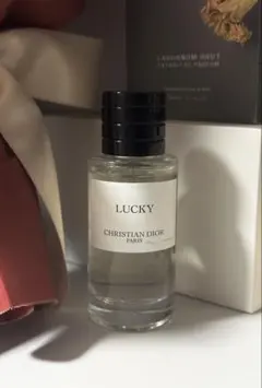 2025年7月頃購入 ディオール ラッキー オードゥパルファン 100ml 箱付 S*s様 2025年7月頃購入 ディオール ラッキー オードゥパルファン 100