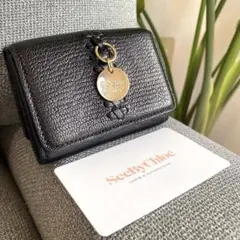 2026年最新】SEE BY CHLOE カラー：ブラック系 レディース 三つ折り