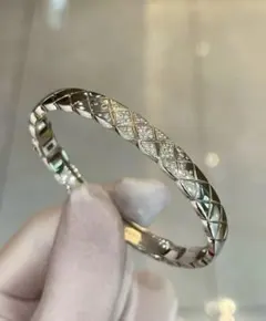 Item thumbnail for item 977c13b4-7a32-4702-8bee-dd730669ba35