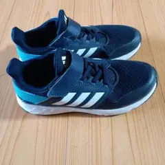 adidas ネイビー スニーカー　20cm