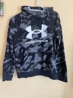 アンダーアーマー　パーカー　フーディー　迷彩　160