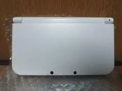 Newニンテンドー3DSLL　ホワイト　本体 美品