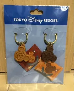 新品　東京ディズニーリゾート　キーチェーン2個　ワッフルミッキー キーチェーン