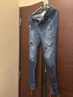 HOLLISTER ホリスター　デニム　ダメージ　スキニー　ズボン　パンツ