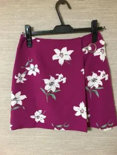 セシルマクビー　花柄スカート