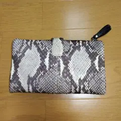 パイソン 長財布