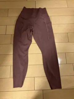 Item thumbnail for item 8da63bf8-7381-481e-bbc2-99df2c8d144e