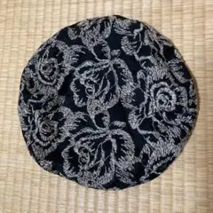 クールファム　薔薇　刺繍 　ベレー帽　黒
