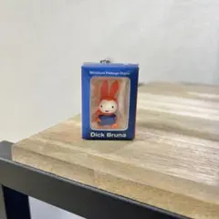 ミッフィーミニチュアパッケージチャーム　 雪の日ミッフィー
