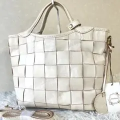 新品　ズッケロ 2way ショルダーバッグ　トートバッグ　ハンドバッグ　白　A4