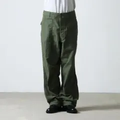 シオタ/スビンコットン/ムラ糸バックサテン/ベイカーパンツ/ボタンフライのサムネイル
