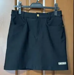 new balance 黒 スカート レディース