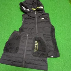 ✨うりずん様専用✨New Balance フード付きベスト .スカート.ブラック