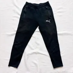 PUMA ブラック ジョガーパンツ