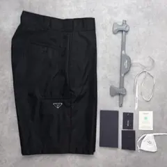 PRADA ショートパンツ Re-Nylon バミューダショーツ 46のサムネイル