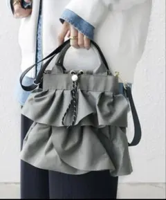 新品未使用　SHIPSショルダーバッグ 「WEB限定」 2WAY ナイロンのサムネイル