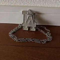 LA ロゴ ラインストーン ネックレス シルバー