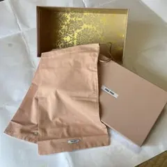 MIU MIU シューズ用空箱、収納袋2つ付きのサムネイル