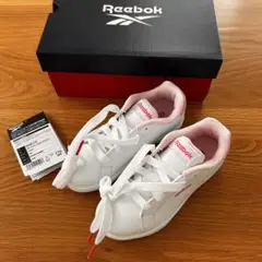 最終値下げ　Reebok スニーカー ホワイト/ピンク 17cm 新品未使用