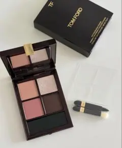 TOM FORD アイシャドウ クォード 20 ディスコ ダスト - メルカリ