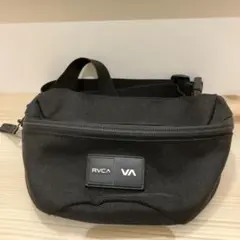 RVCA ブラック ボディバッグ