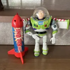 バズ・ライトイヤー フィギュア THE BIG ONE ロケット付き