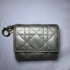 【日本限定】 Lady Dior Lotus ウォレットのサムネイル