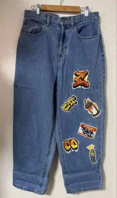 Item thumbnail for item 9b51bb59-ce7b-41d9-9e44-6293b265e263