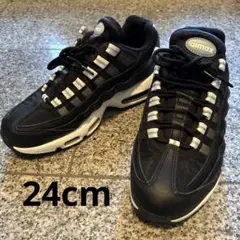 ナイキ ウィメンズ エアマックス95 ブラック リフレクトシルバー ホワイト24