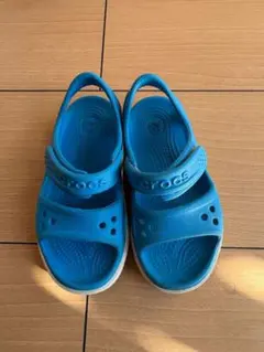 Crocs 青いサンダル (15.5cm)