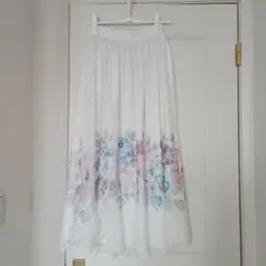 アクシーズファムノスタルジー　花柄レーススカートのサムネイル
