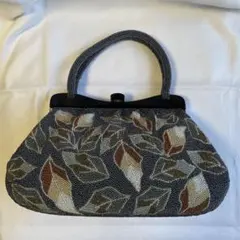 未使用　ビーズハンドバッグ　木の葉模様