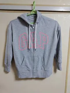 GAP グレー ロゴ入り ジップアップパーカー