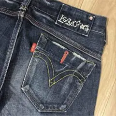 Item thumbnail for item aaf9bee4-f3e1-493b-ae3c-d6e23b53bd9c