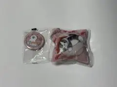 mofusand くら寿司コラボ クッションチャームと缶バッチ