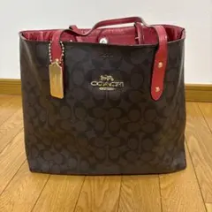 COACH ダークブラウン　キャンバス　トートバッグ　チャーム付
