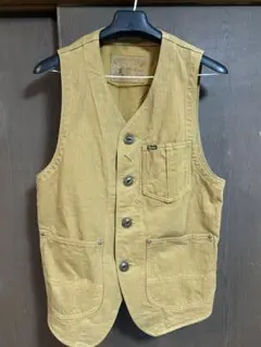 Item thumbnail for item 4ececfe8-9756-4999-a24f-1df44cbfbc70