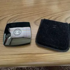 CHANEL ブラック スクエアミラー ポーチ付き