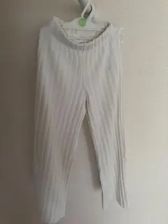 ZARAホワイトリブ編みスリムフィットパンツ