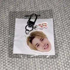 treasure ドヨン 顔アクキー 楽