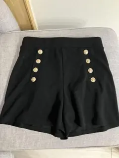 H&M ブラック ショートパンツ